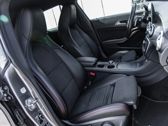Mercedes-Benz CLA cena 89900 przebieg: 135349, rok produkcji 2018 z Olsztynek małe 742